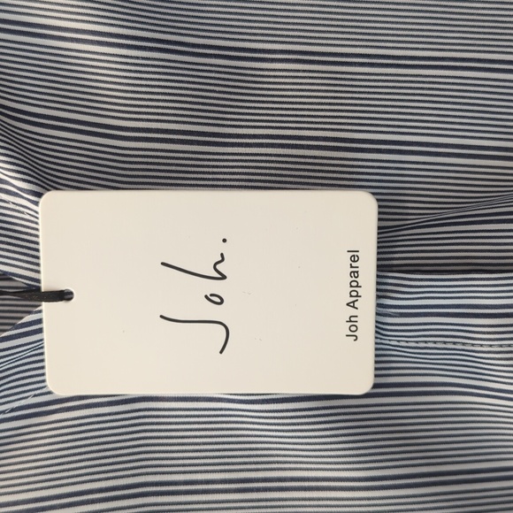 Women's Blouse New with Tags - Picture 3 of 6